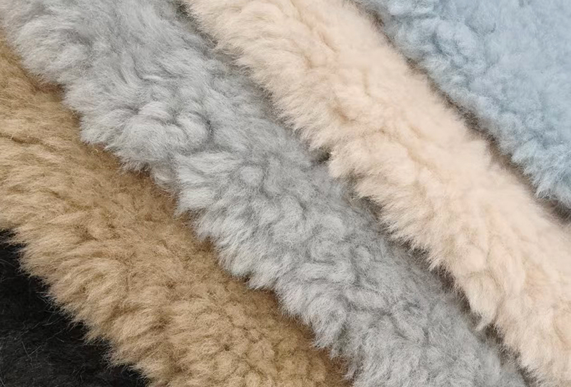 900mg*160cm Small cloud plush large particle plush fabric na angkop para sa damit